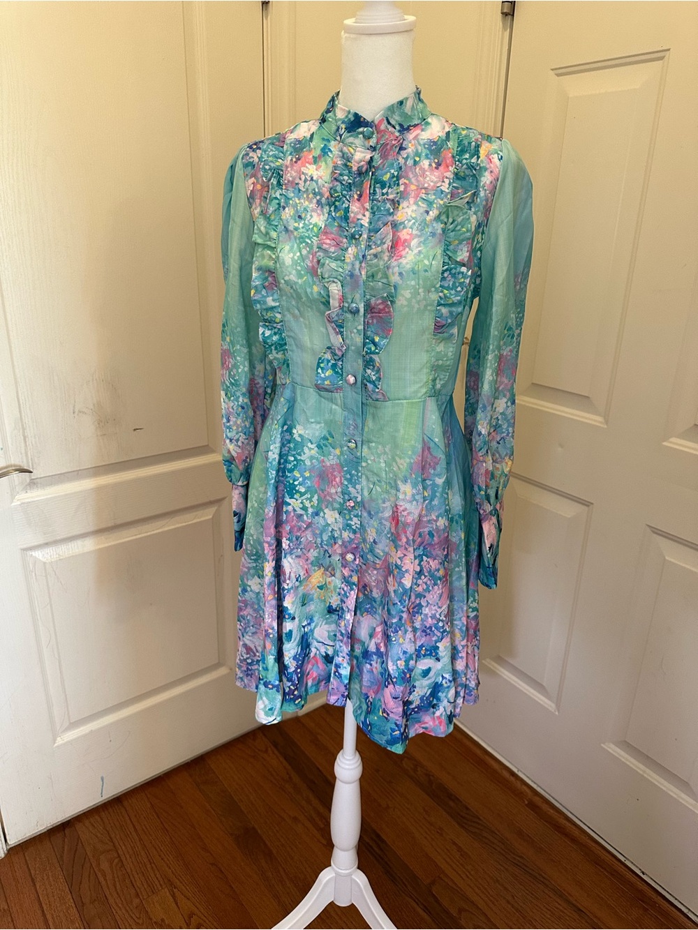 NWT Women’s Floral print button up lantern sleeve belted shirt mini dress  L